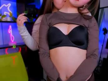 arianaa_cat webcam model stream image