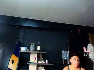 yingandyangg webcam camsoda model stream image