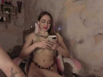 Kristallik-1 webcam bongacams model stream image