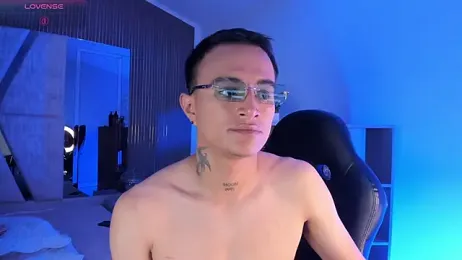 LiamDeep webcam model stream image