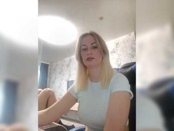 fruittella webcam model stream image