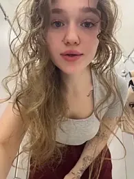 RussianWoman webcam stripchat model stream image
