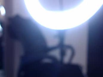lunaykross webcam chaturbate model stream image