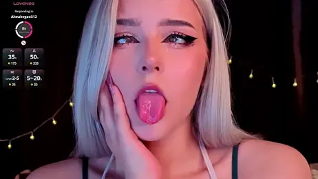 ShyniAlice webcam model stream image