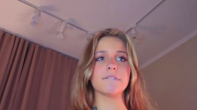 EllamaeWerley webcam cam4 model stream image