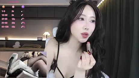 AYW-21 webcam stripchat model stream image