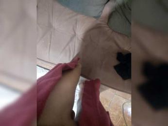 SnowAndShadow webcam model stream image