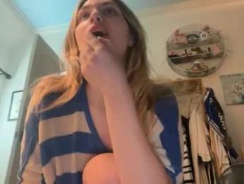 bellaxrxx webcam chaturbate model stream image