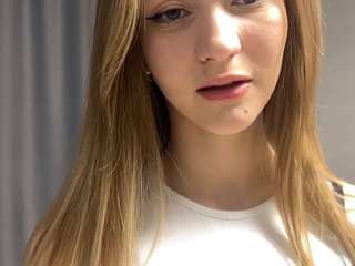 colettebasinski webcam model stream image