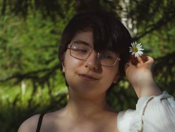 LilyMarlin webcam model stream image