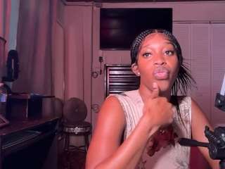 iluvsaffire-bleu webcam model stream image