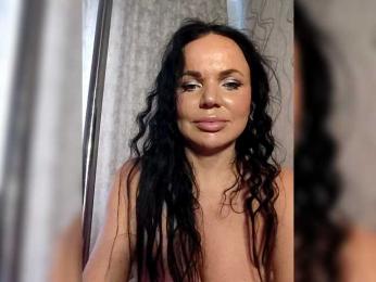 Kirakedi webcam model stream image