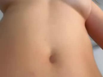 smoothnesss webcam model stream image