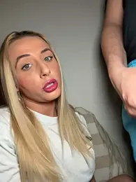 Strongqueen webcam stripchat model stream image