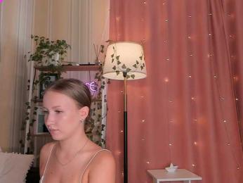 EvaSweet webcam model stream image