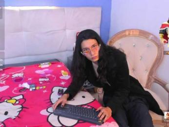 DarkLiightt webcam model stream image