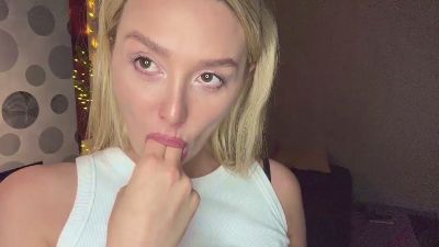 LianneKintsel webcam cam4 model stream image