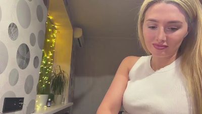 LianneKintsel webcam model stream image