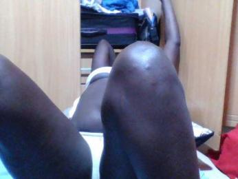 Melaningirl webcam model stream image