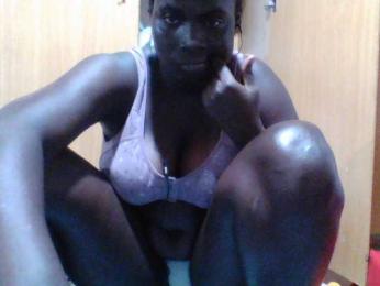 Melaningirl webcam model stream image