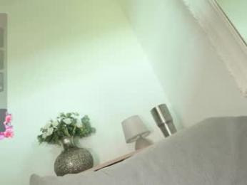 lusciouslipsxx webcam model stream image