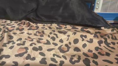 TinyGirl20 webcam model stream image