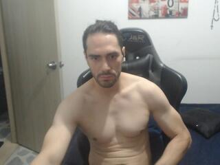 Jusstin I webcam model stream image