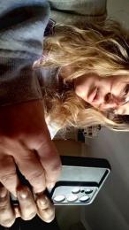 18Pomposita webcam model stream image