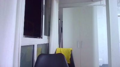 Surfer_30 webcam model stream image