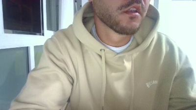 Surfer_30 webcam cam4 model stream image