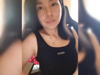 Annifer webcam model stream image