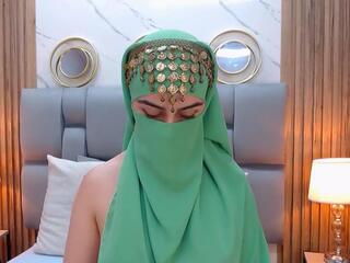 Aliah Manzur webcam model stream image