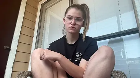 Riley_ray69 webcam model stream image