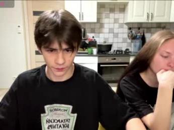 flowerscouple webcam model stream image