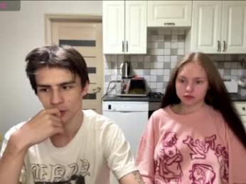 flowerscouple webcam model stream image