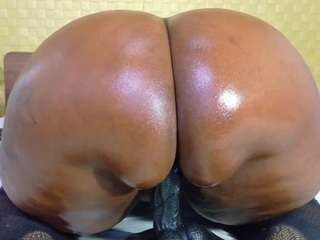 naomhy webcam model stream image