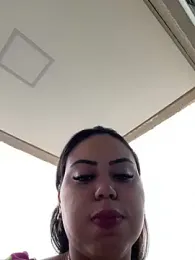 lariic webcam model stream image