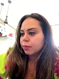 lariic webcam model stream image