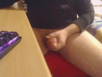 Kratos_mad webcam model stream image