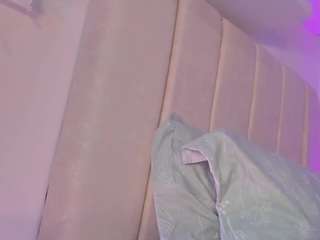 pamela-white webcam camsoda model stream image