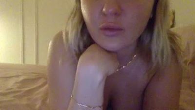 sweetcaroline4 webcam model stream image
