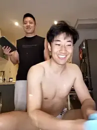 day-18 webcam model stream image