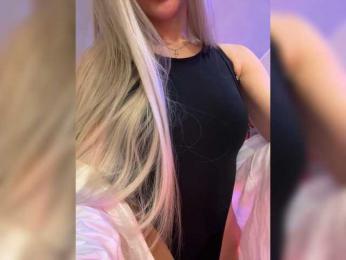 To_contemplate webcam bongacams model stream image