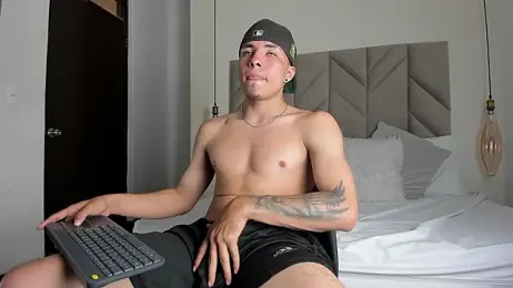 LoganGreys webcam model stream image