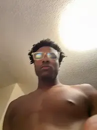 Bigdicktrick227 webcam model stream image