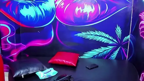 miacam-hot webcam model stream image