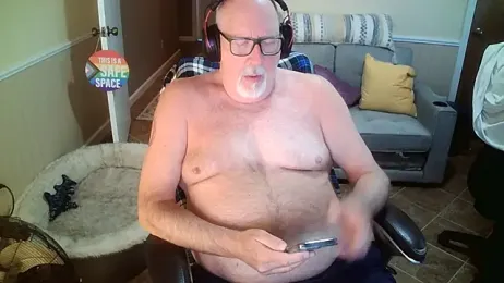 superbearboss webcam stripchat model stream image