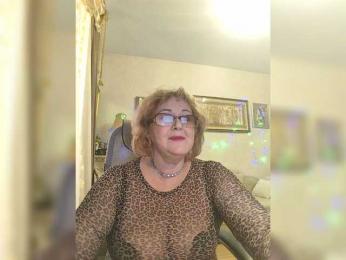 KarinkaSweet webcam bongacams model stream image