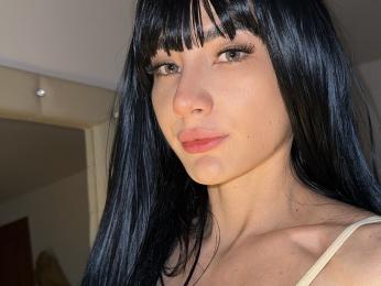 CrissRusso webcam model stream image