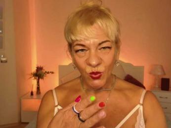 AnittaHarris webcam model stream image